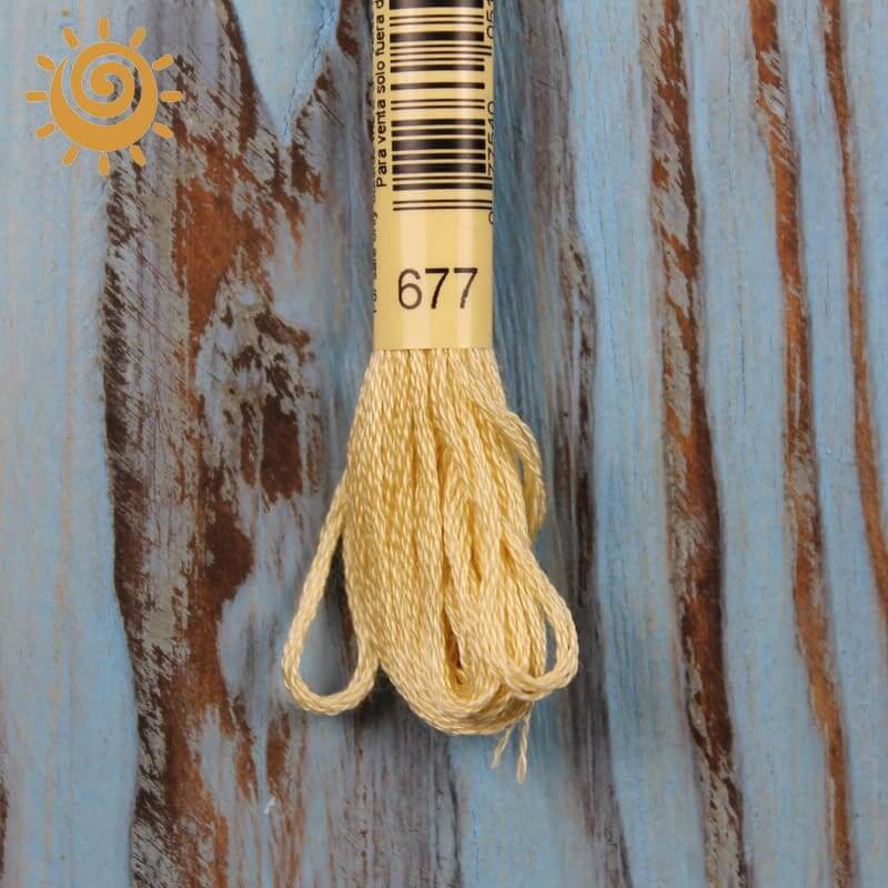 муліне DMC 677