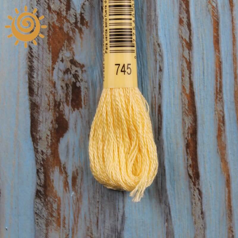 нитка дмс 745