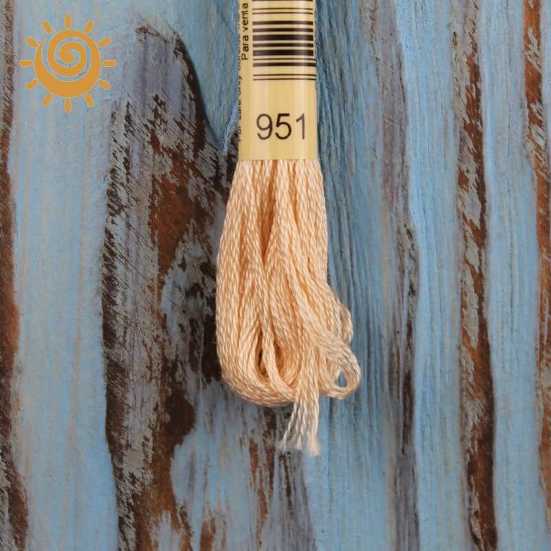 Нитки муліне DMC 951